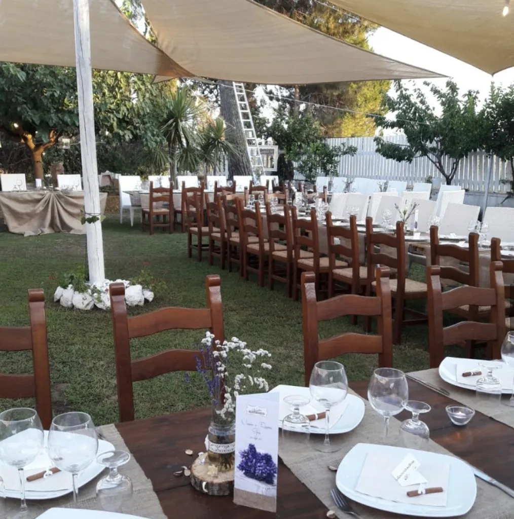 AL VECCHIO MANEGGIO restaurant in Cellole