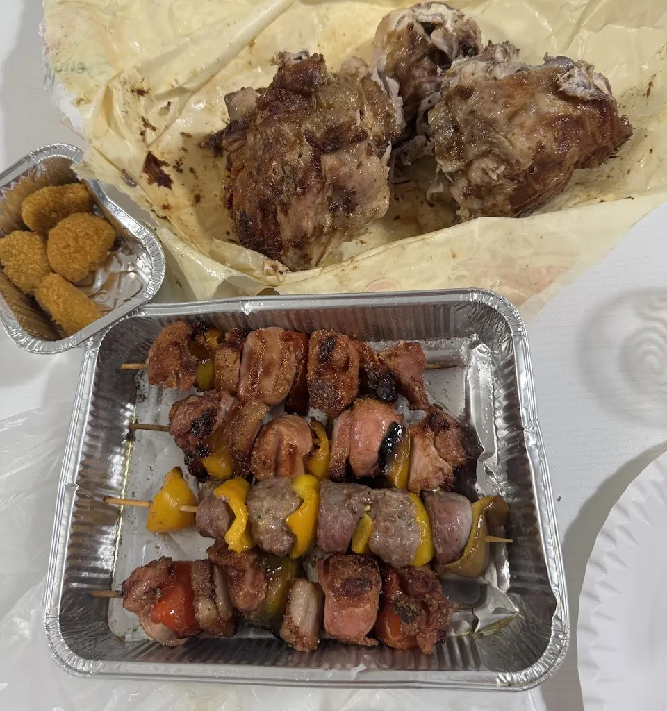 Pollo & Friends restaurant in Cellole