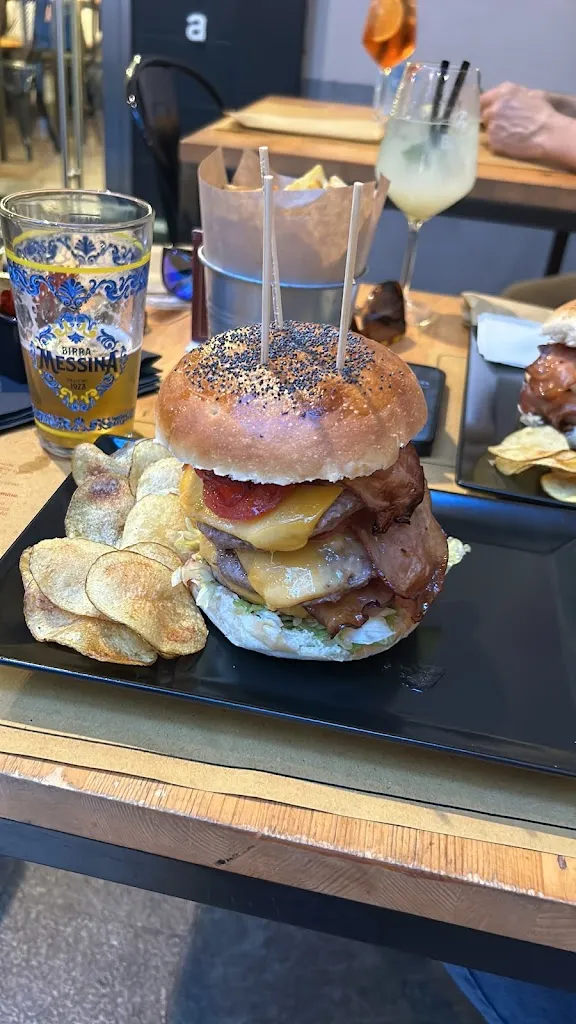 Gary Targett_OPPERBACCO_Cava Dè Tirreni_review