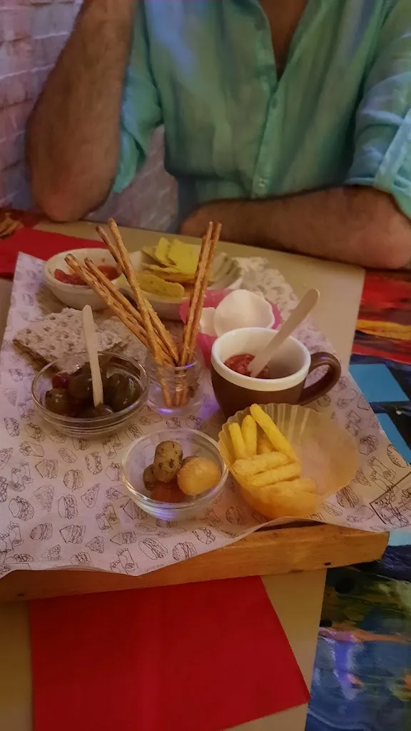 Arianna Morena Belfiore_Morhum_Cava Dè Tirreni_review