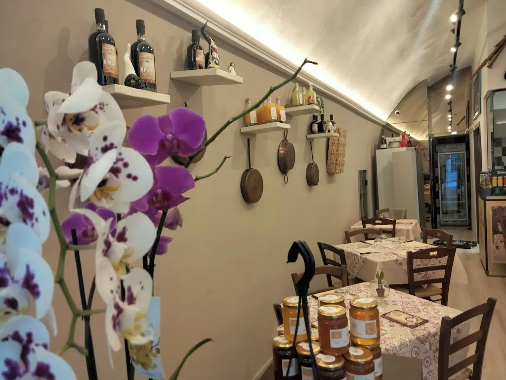 Il Cantico Dei Sapori restaurant in Cava Dè Tirreni
