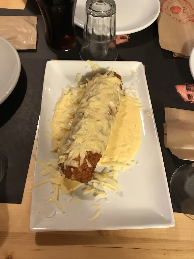 Ufuk Yılmaz_20Pizza&Delicious_Cava Dè Tirreni_review