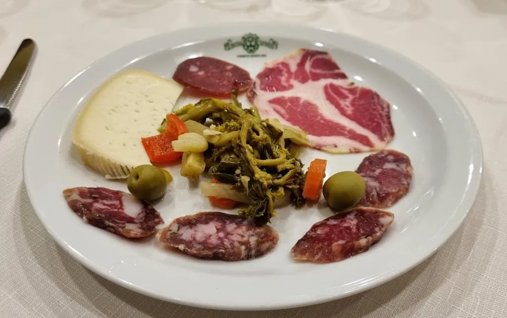 Menu_Agrihotel La Vecchia Quercia_Cerreto Sannita_image_6