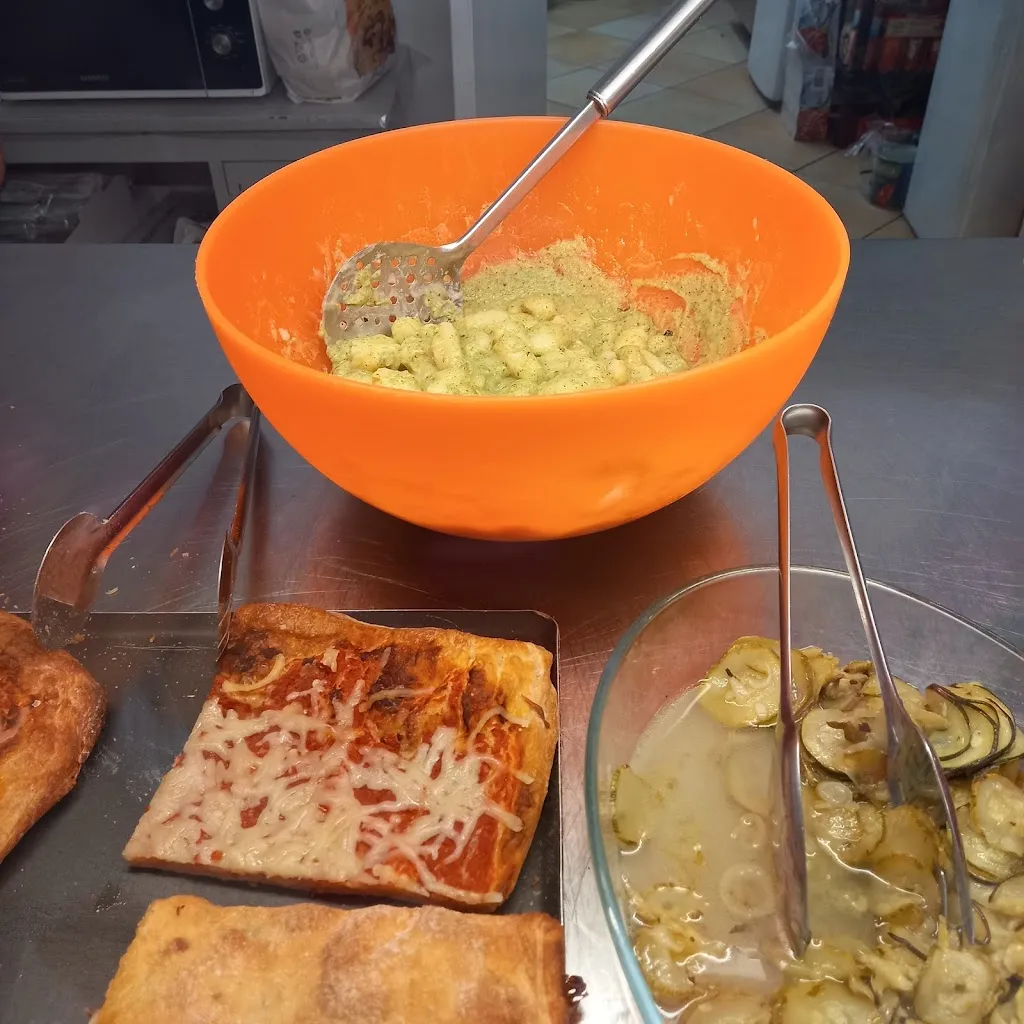 Marianna Pascarella_Mangia che ti passa_Cerreto Sannita_review