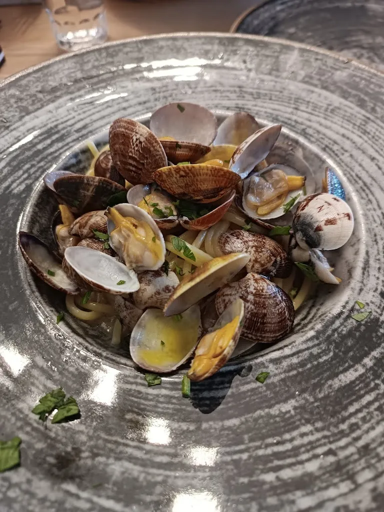 Trattoria Chiaia 82_Chiaia_slider_image_3