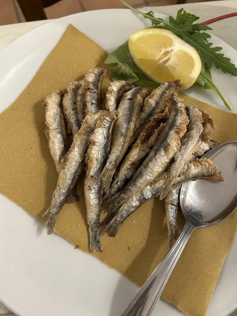 Antonina Wierzchosławska_L'Osteria_Chiaia_review