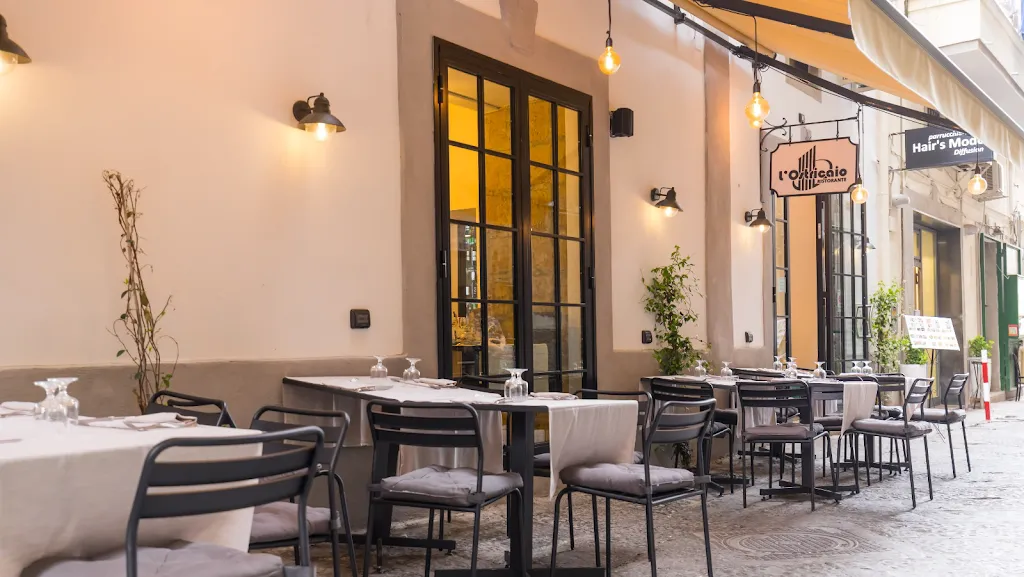 L'Ostricaio restaurant in Chiaia