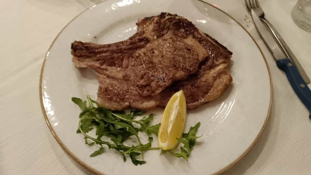 Silvio De Lucia_Osteria Braceria La Loggia_Cervinara_review