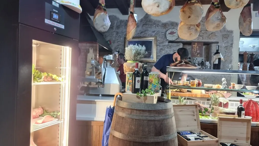 Gianluca De Rosa_Osteria Braceria La Loggia_Cervinara_review