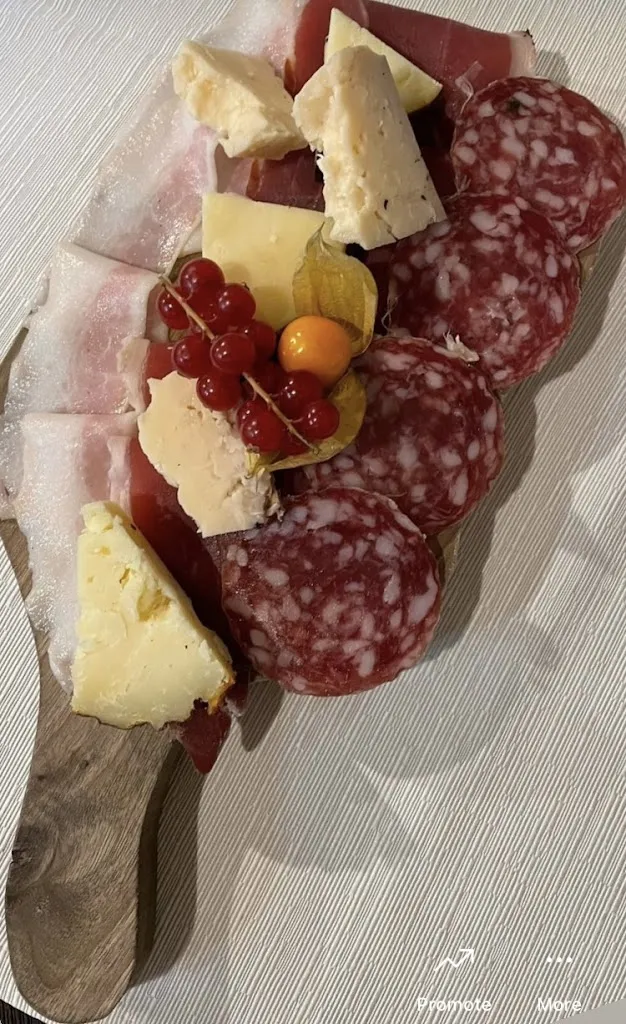 Osteria Braceria La Loggia_Cervinara_slider_image_3