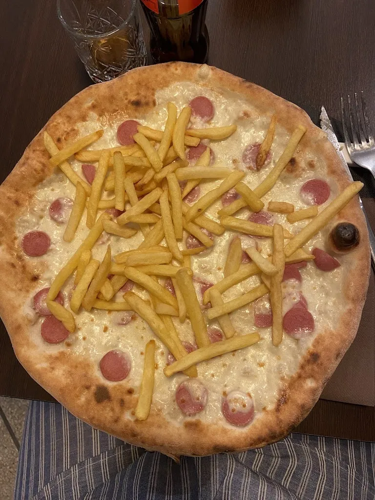 Clelia Francesca Collarile_La Conga dal 1982_Cervinara_review