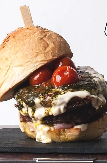 Mòmò Lounge, Food & More_Cervinara_slider_image_3