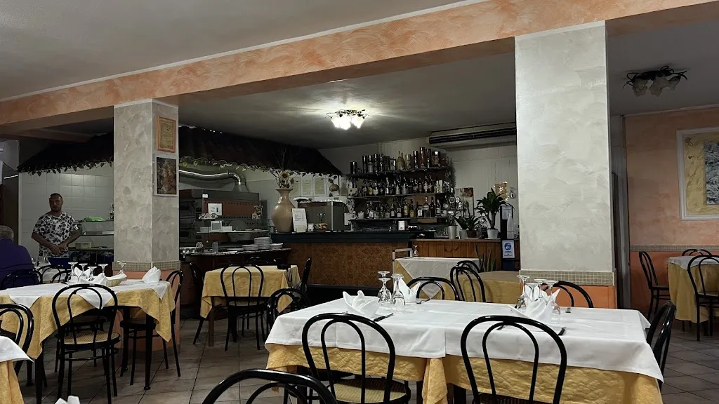 Pizzeria Ristorante Torrione restaurant in Lettomanoppello