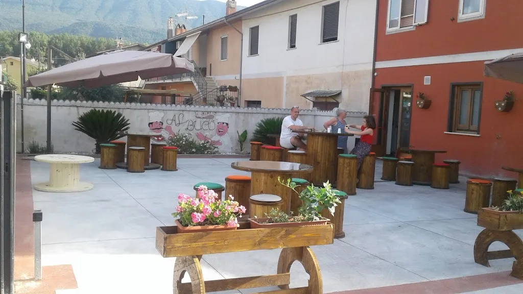 Pizzeria Il Buco_Cervinara_slider_image_1