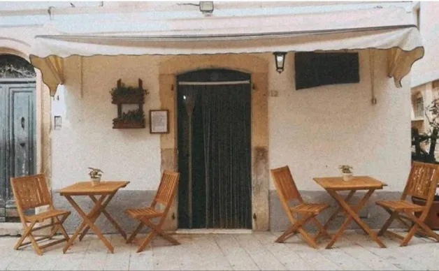 Pizzeria "Piccolo Borgo" restaurant in Lettomanoppello