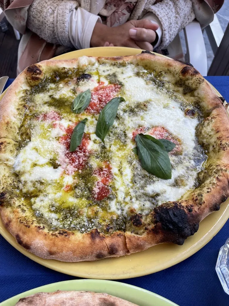Brian Garavalia_Marepizza_Cetara_review