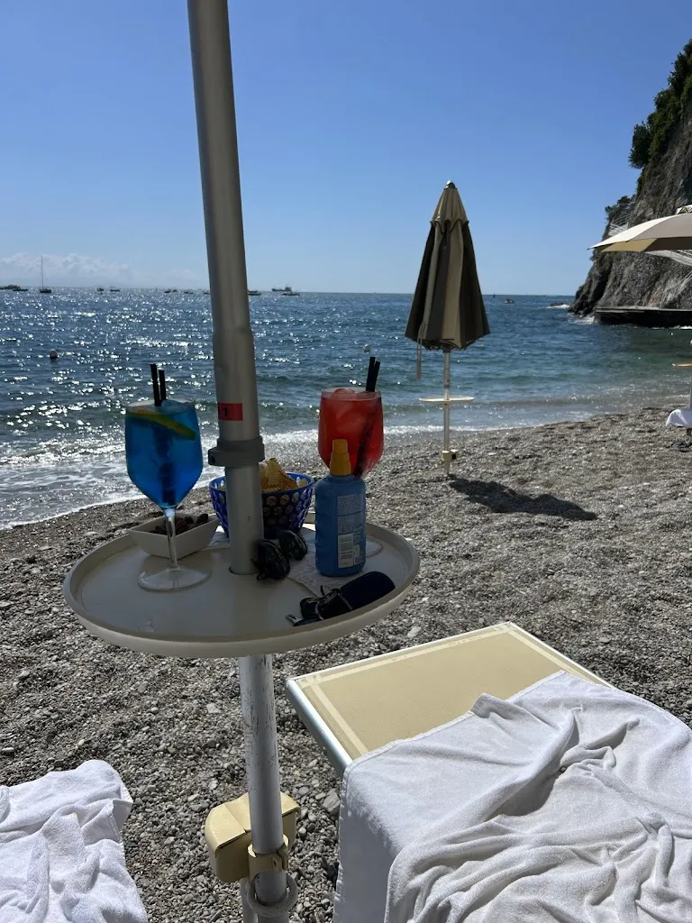 Claire Digne_Cetus Beach Club_Cetara_review