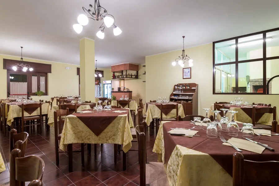 Ristorante Pizzeria Santa Lucia_Cicerale_slider_image_3