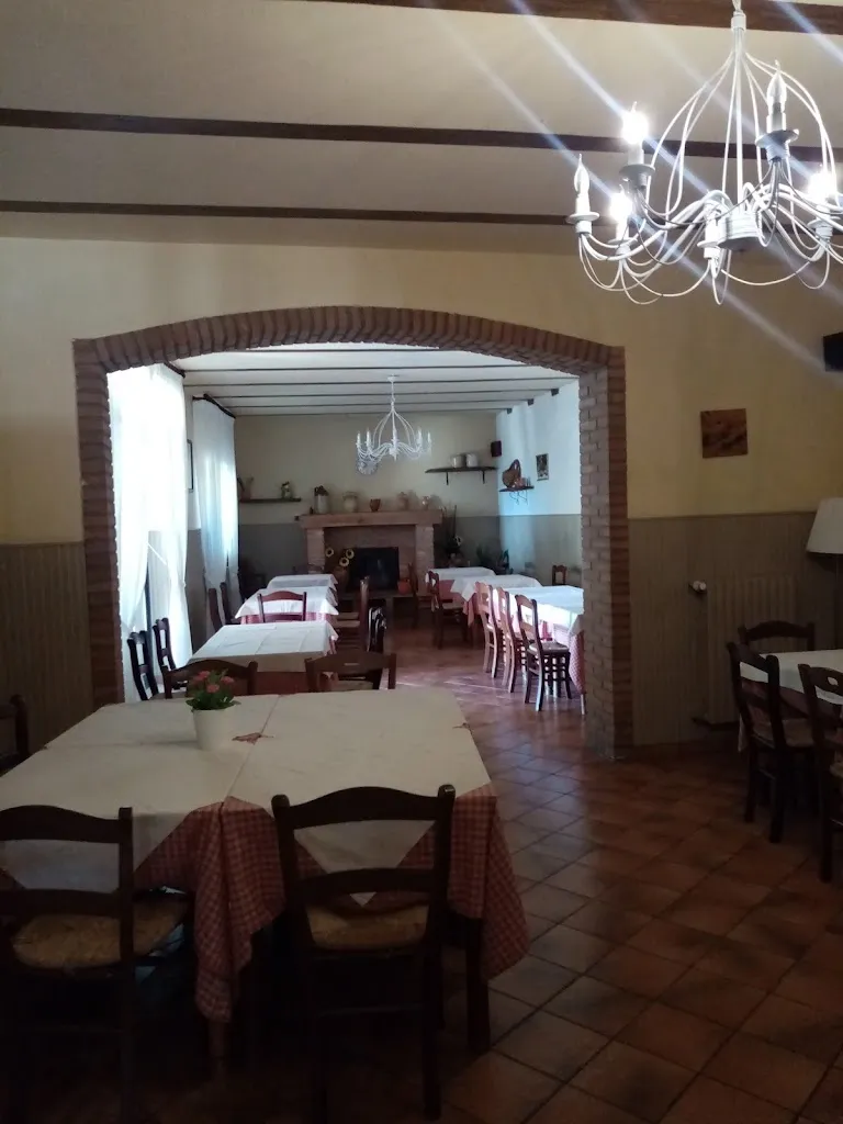 Зоя Зименкова - Еспозито_Osteria Acqualemma_Chiusano di San Domenico_review