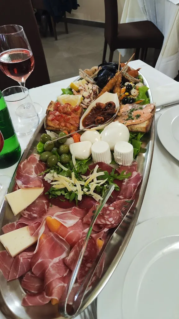 Salvatore_Pizzeria Ristorante Polifemo_Circello_review