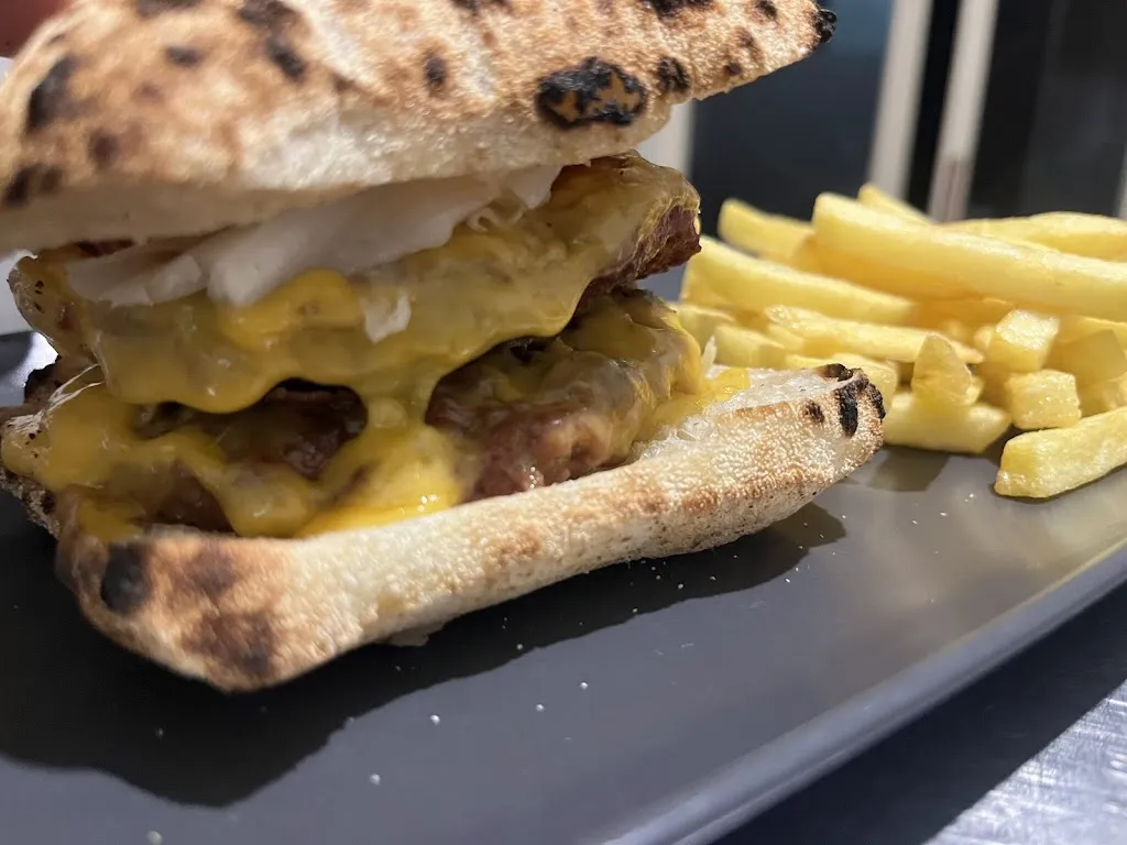 Myriù Pizzeria Braceria Birreria_Colliano_slider_image_2