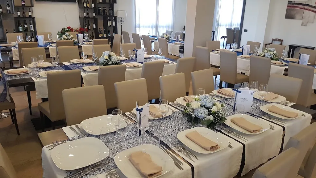 Tenuta Fratoni restaurant in Chiaiano