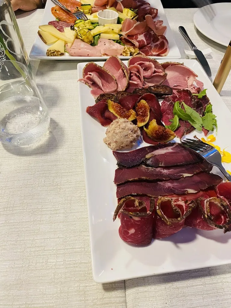 Ilocale ristorante_Lettomanoppello_slider_image_3