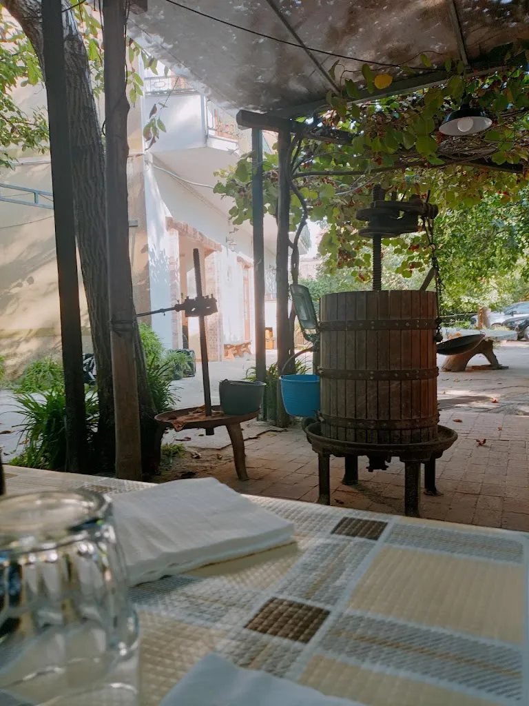 Masseria Cortile Grande restaurant in Chiaiano