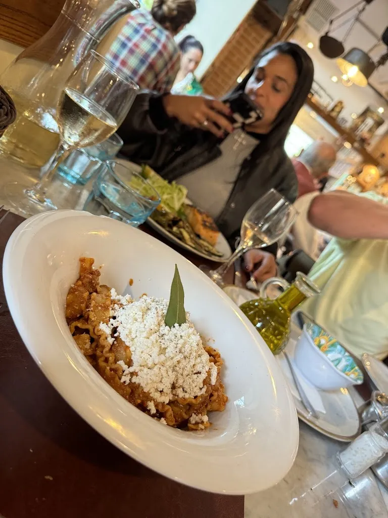 María Virginia Savignano_Antonio La Trippa_Chiaiano_review