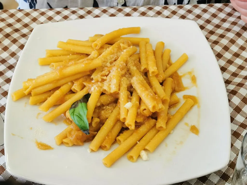 Vezio R._Nonna Maria Trattoria e Pizzeria_Chiaiano_review