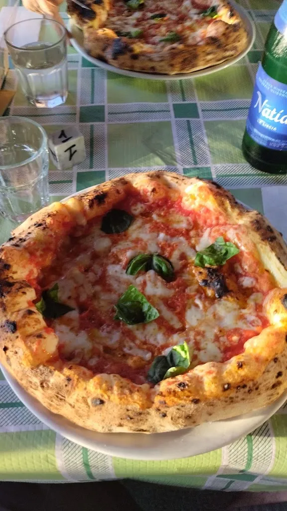 Stefano_Pizzeria Il Giardino Dei Ciliegi_Chiaiano_review