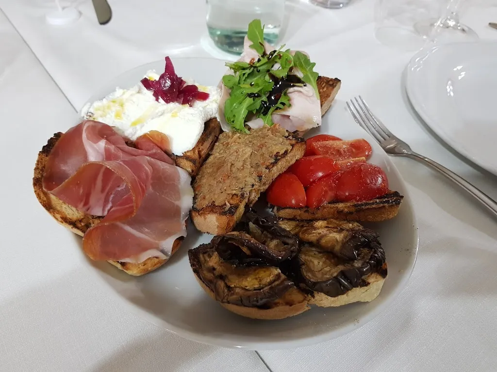 Taverna Don Fumino_Lettomanoppello_slider_image_2