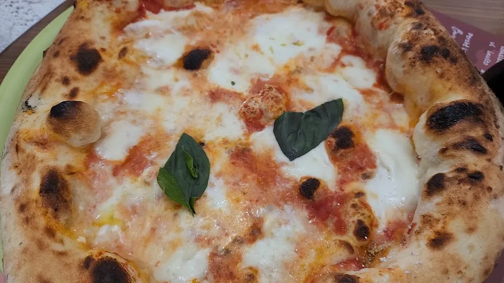 Pizzeria Verace_Chiaiano_slider_image_2