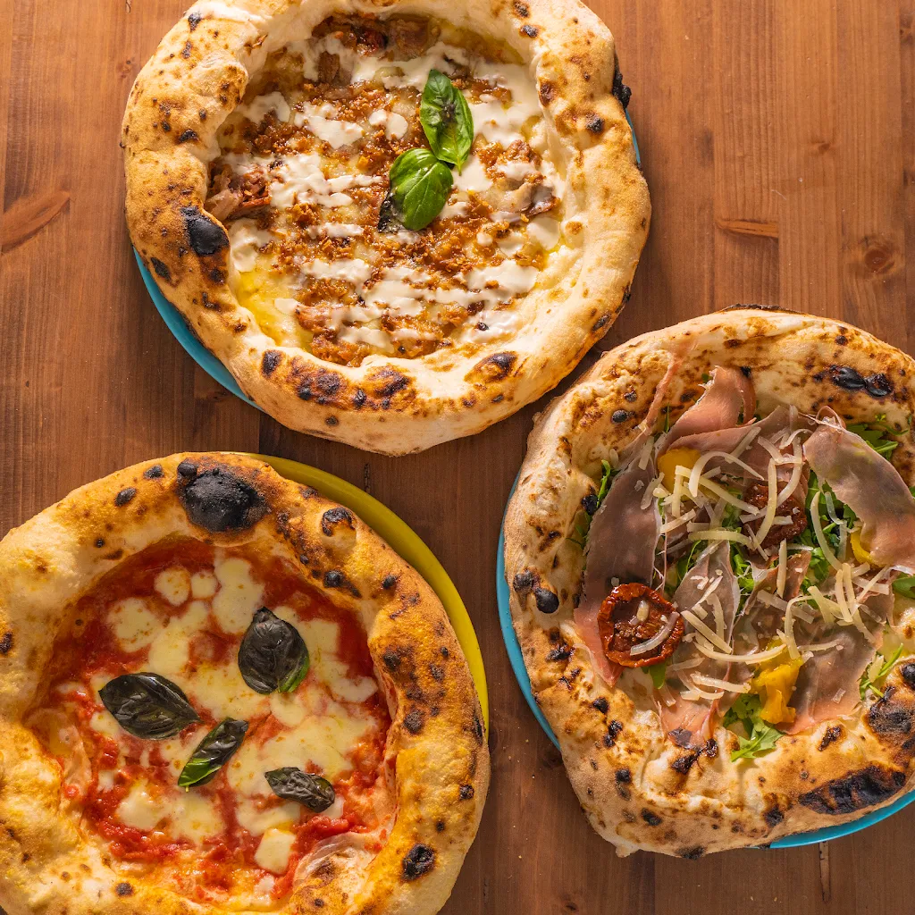 Pizzeria Verace_Chiaiano_slider_image_3