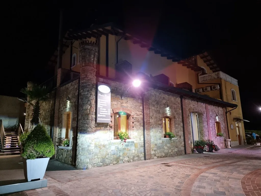 Rob Koopmans_Villa Paolina_Contursi Terme_review