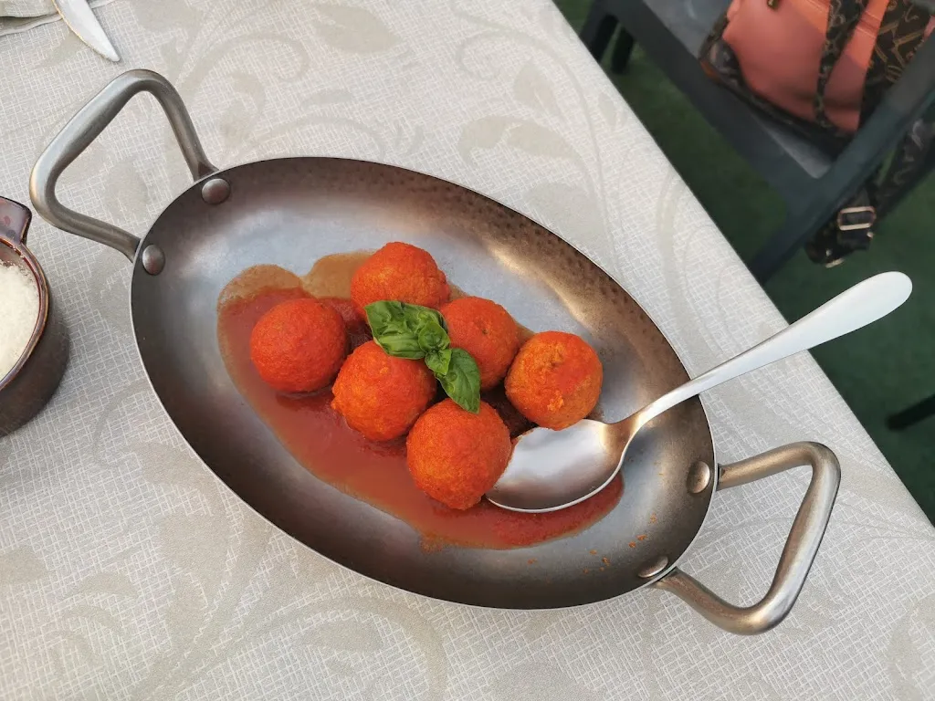 Mimma Colella_La Passione_Manoppello_review