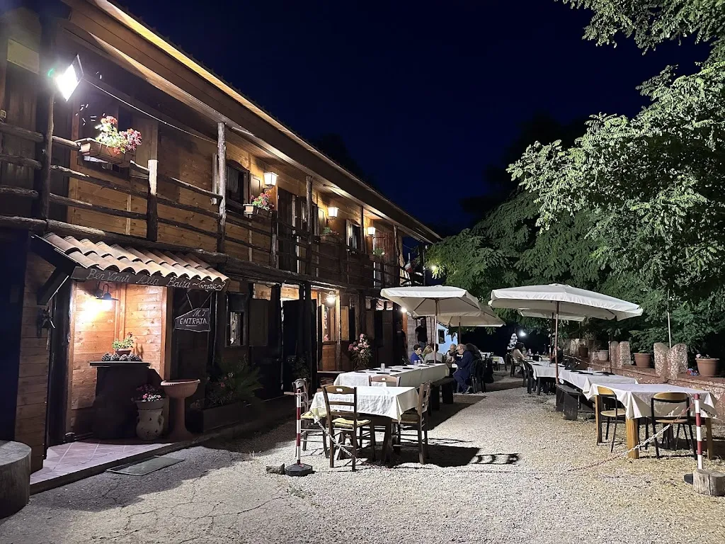 Viviana Stecconi_Ristorante Pizzeria La Baita_Cuccaro Vetere_review