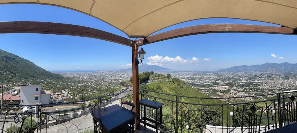 Jakub Polityło-Aluwihare_Green Park Gastro Pub - Braceria_Corbara_review