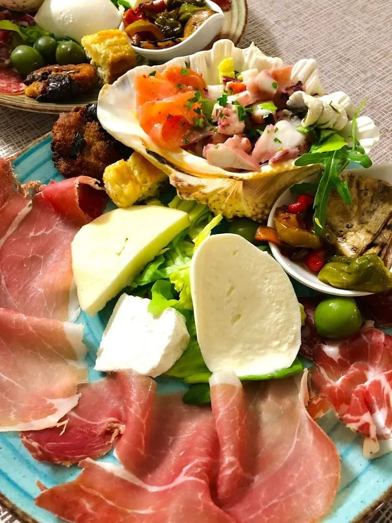 Ristorante Pizzeria Da Salvatore_Corbara_slider_image_3