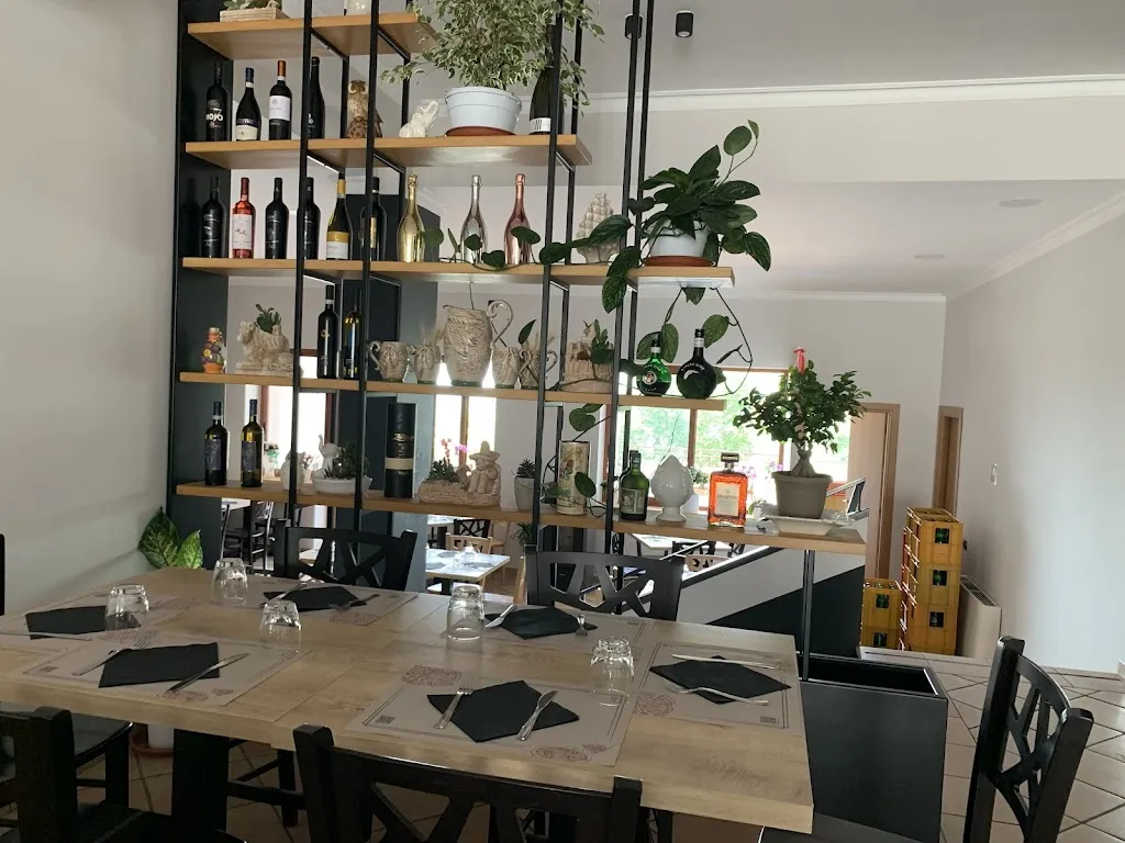 Pakkiet Ristorante Pizzeria restaurant in Domicella