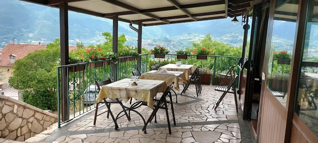 Osteria Gizzi Ristorante Tipico restaurant in Cusano Mutri