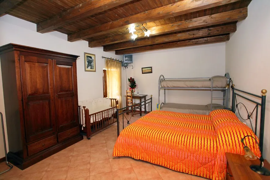 Agriturismo La Roccia_Cusano Mutri_slider_image_2