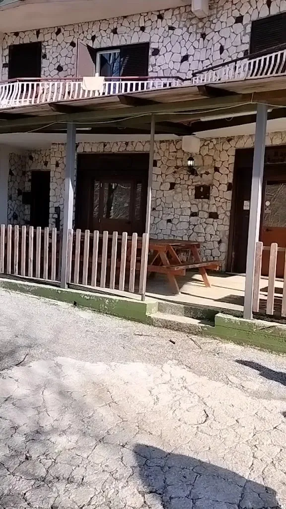 ciro Cozzolino_Rifugio la Torre di Di Somma Carmela_Cusano Mutri_review