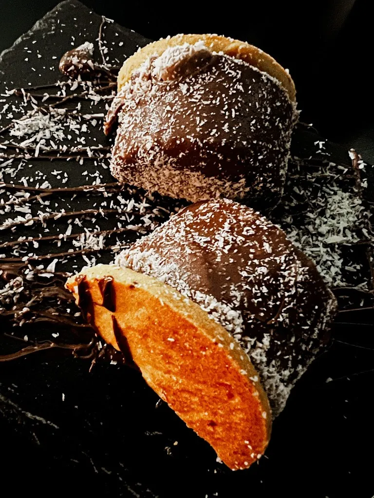 Tony Renzulli_Blu Style Di Ciaramella Mariella_Dugenta_review