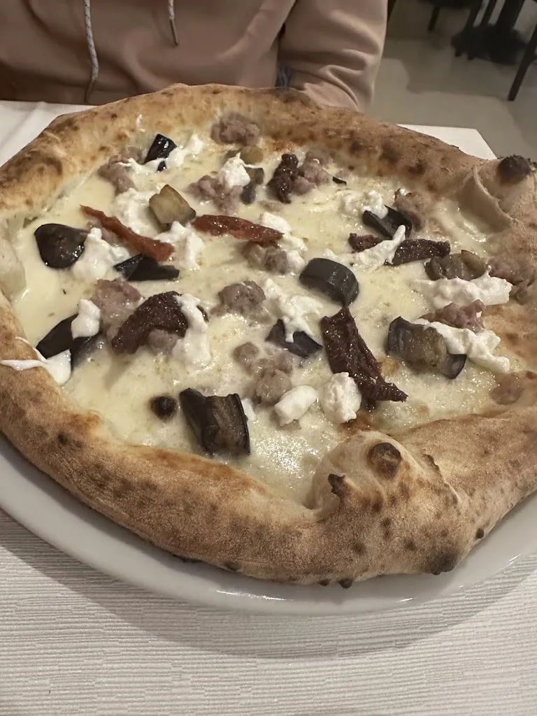 RISTORANTE PIZZERIA SERPINO_Durazzano_slider_image_3