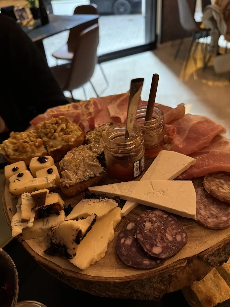 Miriam Cozzolino_3 Sorsi_Crispano_review