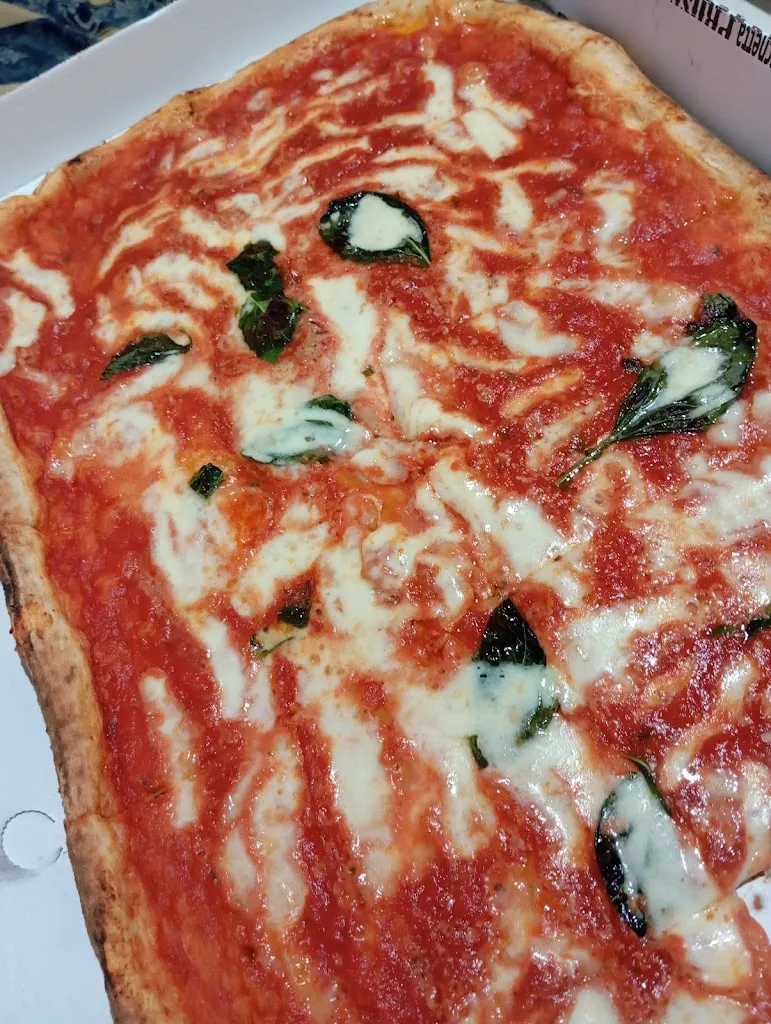 Rossy Russo_La Pizzaccia REVOLUTION_Crispano_review