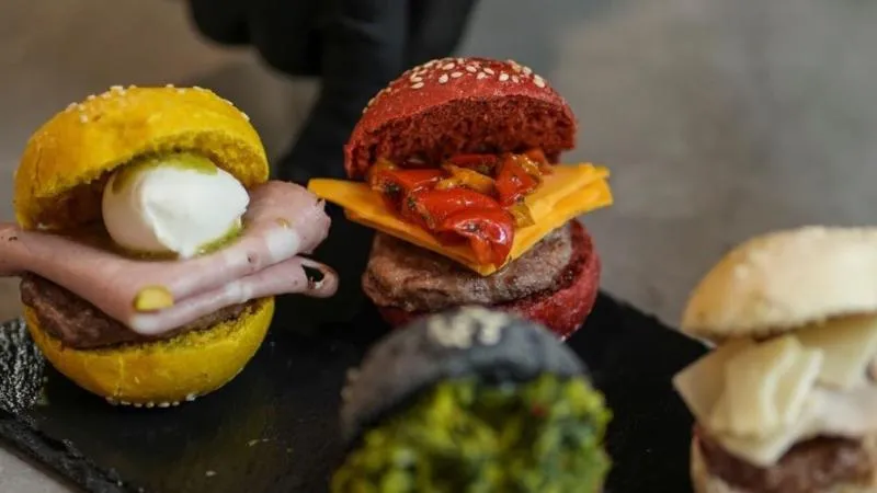 Burgeri Frattaminore_Crispano_slider_image_3