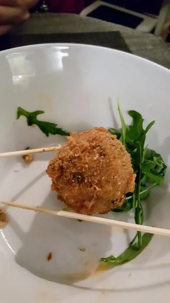 Menu_Port Emerald Fine food drink & entertainment_Crispano_image_2