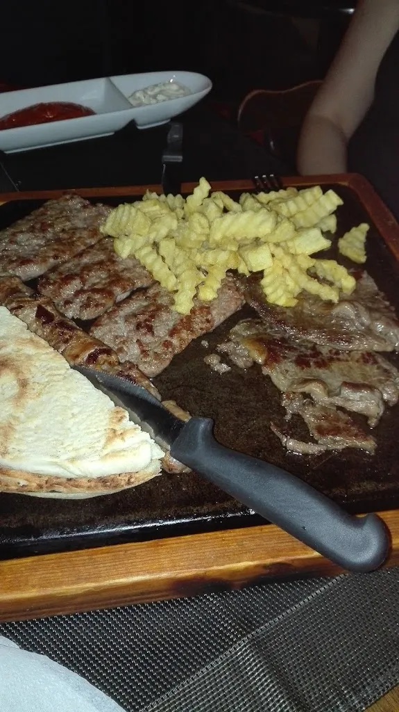 Menu_Port Emerald Fine food drink & entertainment_Crispano_image_3